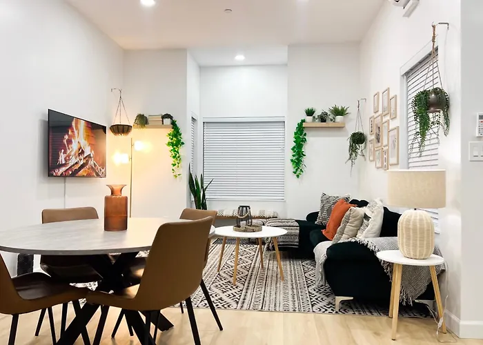 Modern 3Br Oasis Free Parking