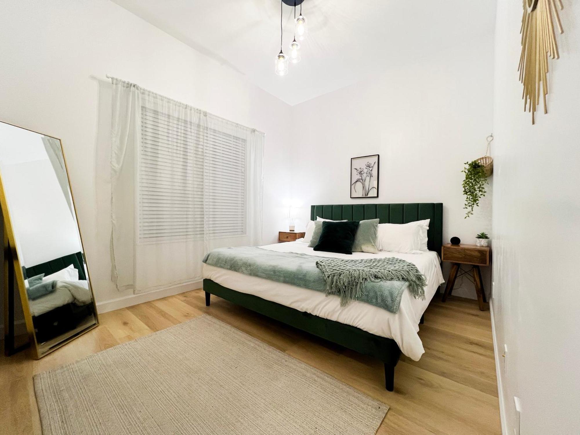 Modern 3br Oasis Free Parking